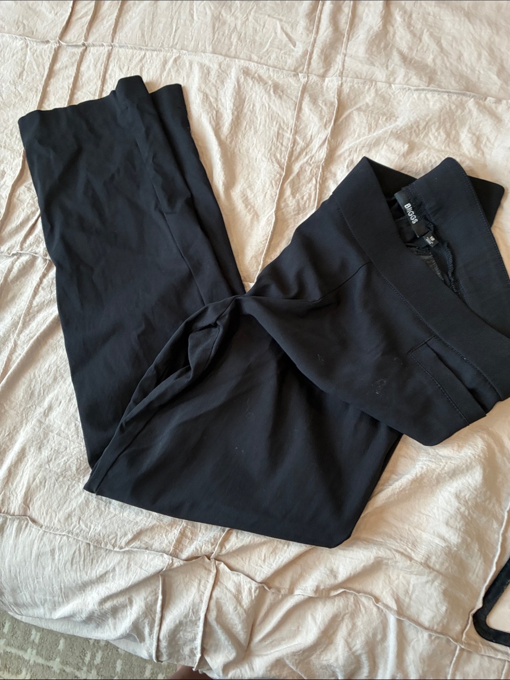 Briggs New York Black High-Rise Leggings